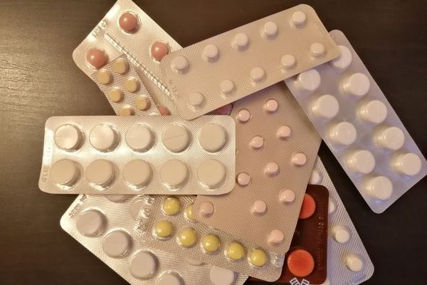 Жители Псковской области не смогли получить вовремя льготные лекарства