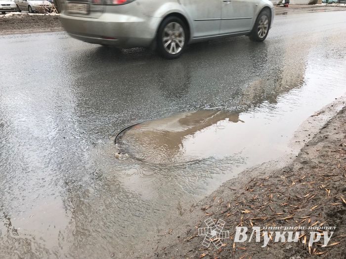 Ливнёвки в Великих Луках плюются (ФОТО, ВИДЕО)