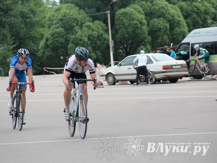 Гонка-критериум по велосипедному спорту