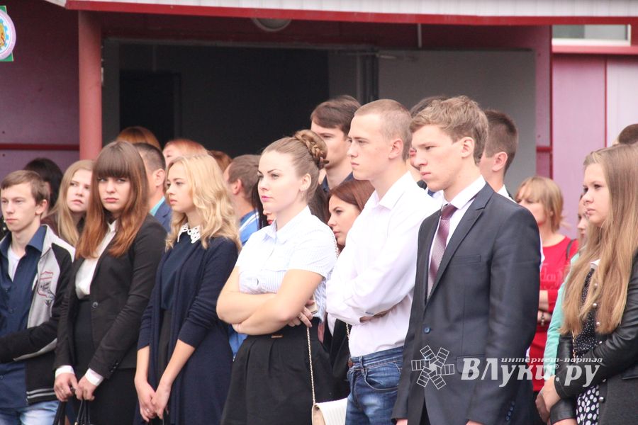 ВГСХА встретила первокурсников пирогами (ФОТО)