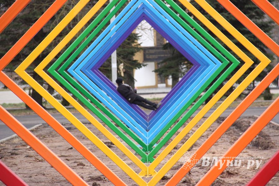 ​Великолучане могут помериться ладошками (ФОТО)