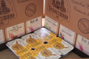 На ярмарке «Осень-2018» великолучане запаслись на зиму  «Столбушинскими продуктами» (ФОТО)