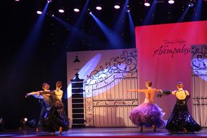 15 ноября театр моды "Абстракция" отметил 15-ти летний юбилей