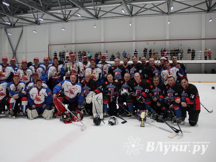 Великолучане уступили красногородцам поездку в Сочи (ФОТО)