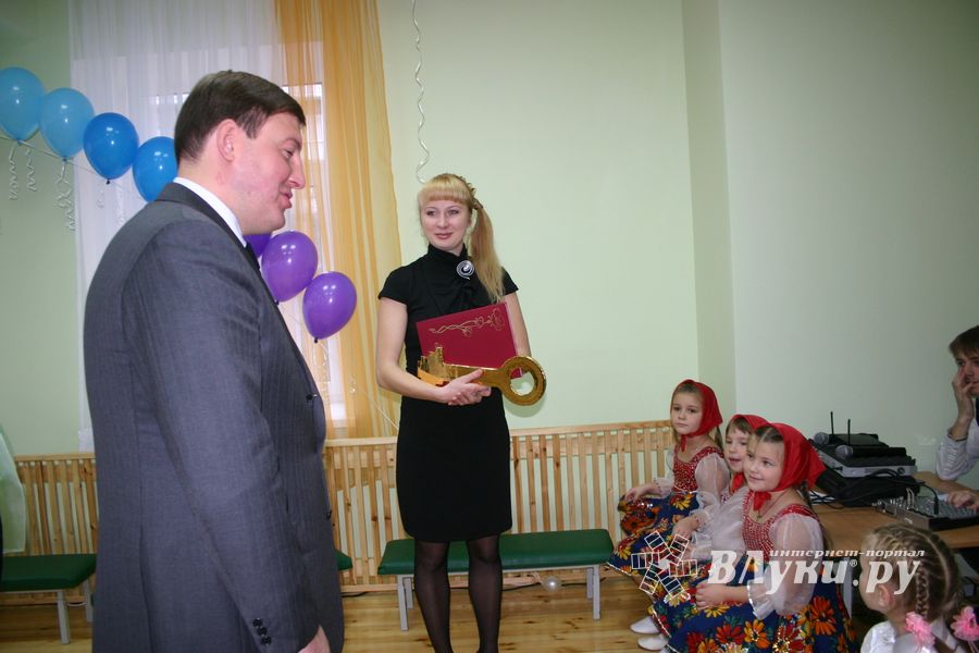Губернатор области принял участие в торжественной церемонии открытия нового детского сада (ФОТО)