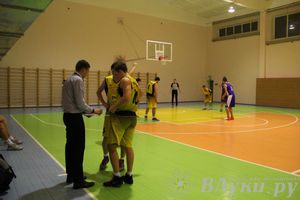 В Великих Луках проходят игры Чемпионата АСБ (фото)