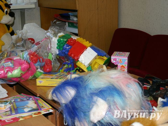 Новый год – время дарить подарки