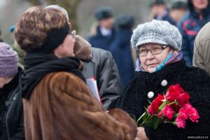 Венок от Президента России Владимира Путина возложили к памятнику 6-ой роте (фото)