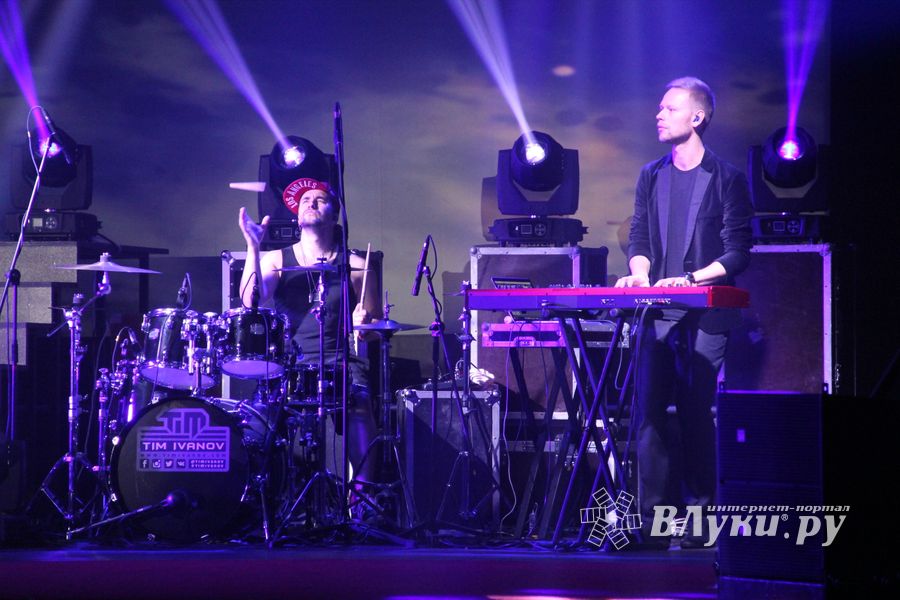 В Великих Луках состоялся концерт Сергея Лазарева