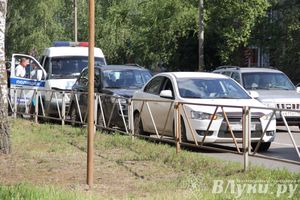 В Великих Луках на проспекте Гагарина «Hyundai» врезался в «Mitsubish» (ФОТО)