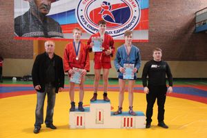 В Великих Луках прошли соревнования по самбо (ФОТО)