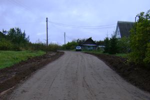 В деревни Волчки Великолукского района исчезло «смертельно опасное направление» и появилась дорога (ФОТО)