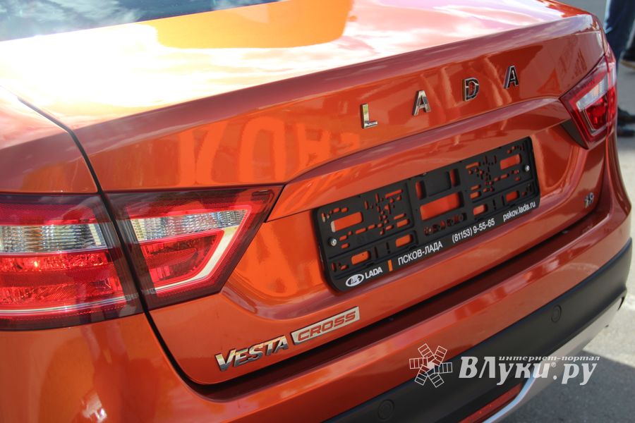 Презентация новой модели LADA Vesta Cross состоялась в Великих Луках (ФОТО)