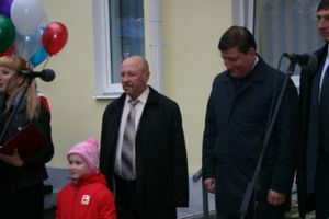 Губернатор области принял участие в торжественной церемонии открытия нового детского сада (ФОТО)