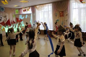 Юные великолучане отметили День победы (ФОТО)