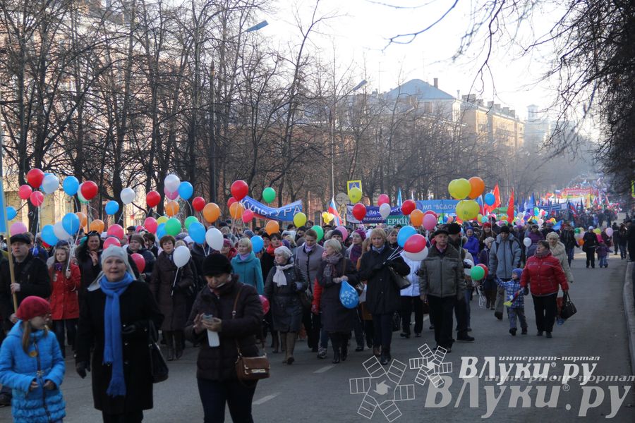 В Великих Луках состоялся торжественный митинг в честь Дня народного единства (ФОТО)