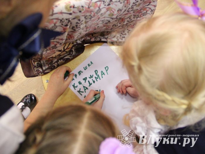 В школе №13 прошёл конкурс «А ну-ка, девочки!» (ФОТО)