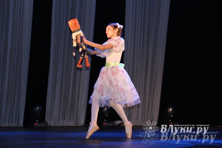 В ДК ЛК прошел четвертый ежегодный фестиваль танца (фото)