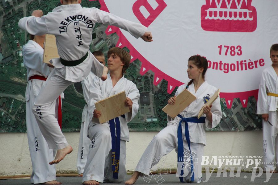 Открытие 18-й Международной встречи воздухоплавателей в Великих Луках (часть 2)