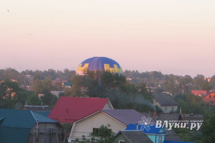 Пилоты аэростатов в гостях у великолучан (ФОТО)