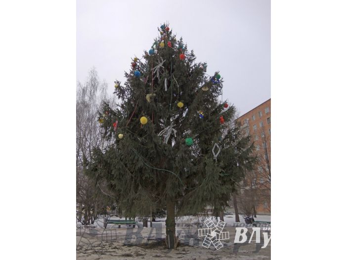 Город готовится к Новому году