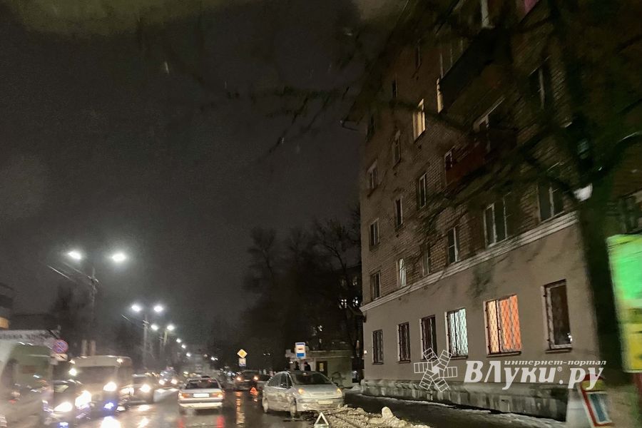 Сразу два ДТП произошло в Великих Луках (ФОТО)