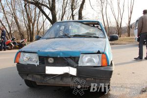 ДТП на перекрестке улиц Малышева и М. Кузьмина (фото)