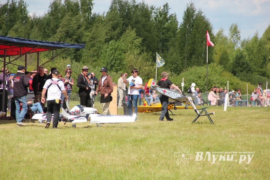 Фестиваль авиамодельного спорта России прошел в Великих Луках (ФОТО)