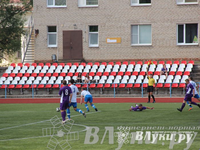 Чемпионат Псковской области по футболу: «Экспресс» (Великие Луки) - «Легион» (Дедовичи)