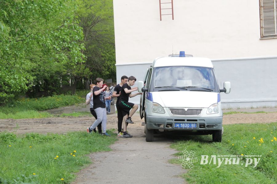 В 10 лицее прошла игра «Освобождение заложников» (ФОТО)