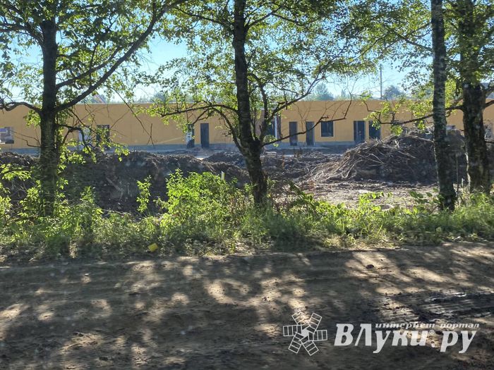 Будущий госпиталь «обзавелся» стенами (ФОТО)