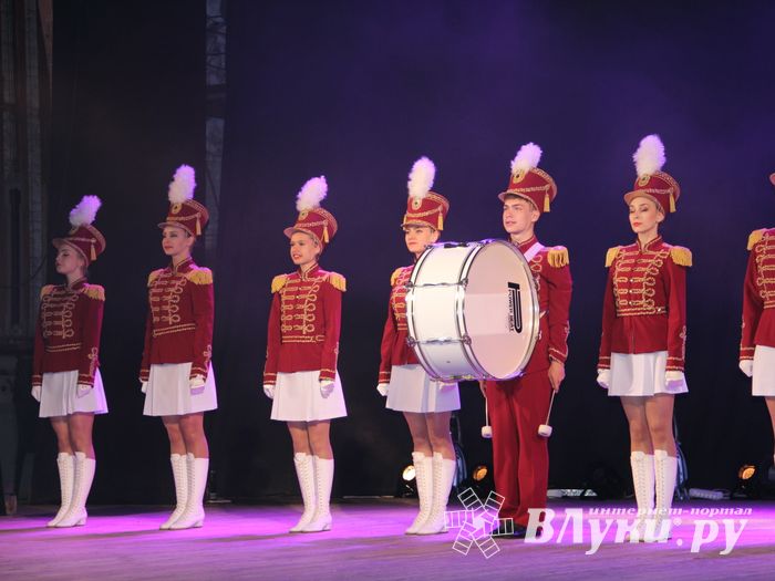 18 мая состоялся юбилейный концерт коллектива мажореток «Золотые погоны» (ФОТО)