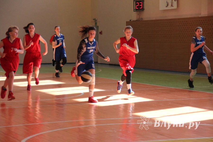 Великолучанки стали победителями областной Спартакиады по баскетболу (ФОТО)