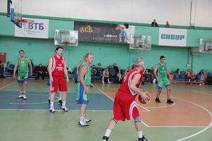 Великолучане стали победителями межрегионального турнира ветеранов баскетбола (ФОТО)