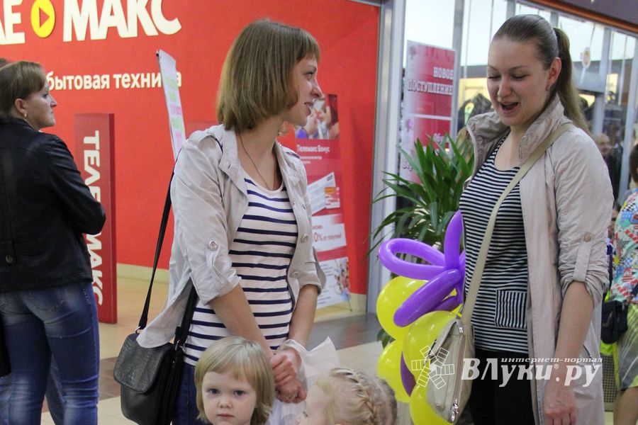 Торговый центр «Апельсин» отметил День рождения