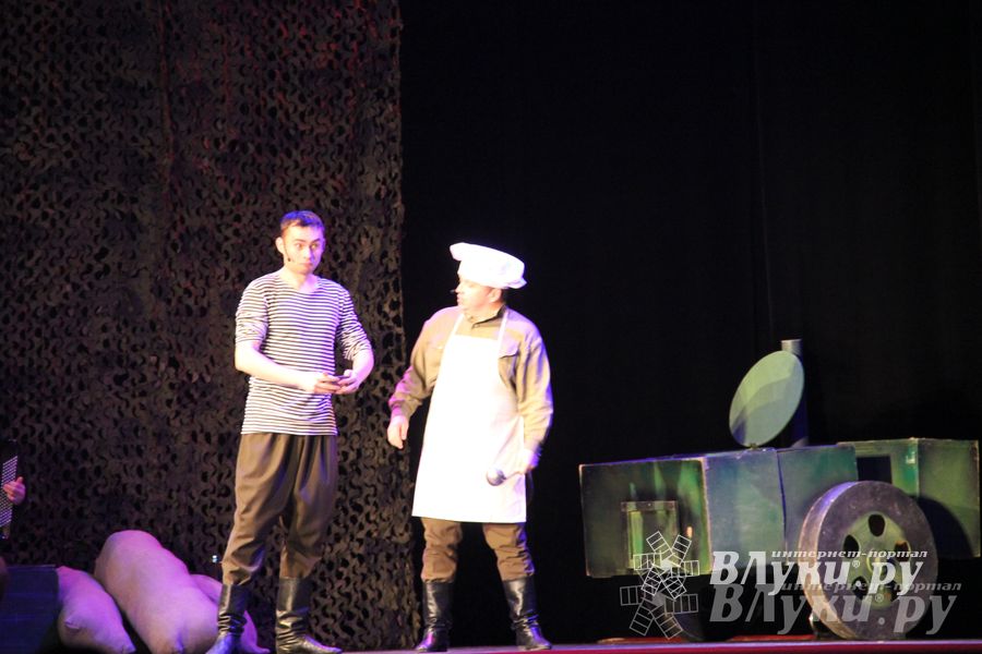 Государственный ансамбль «Русский Север» представил в Великих Луках мюзикл «Василий Теркин»