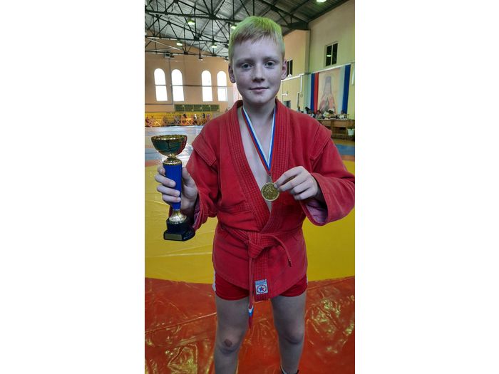 Великолукские самбисты отличились на региональном турнире (ФОТО)