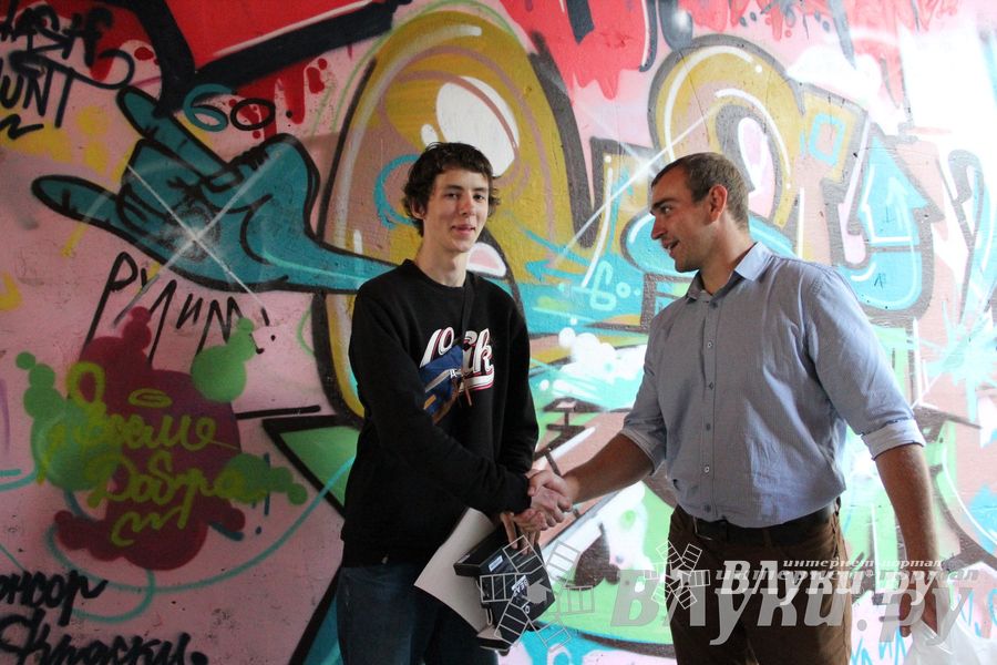 В Великих Луках прошел городской конкурс «Граффити — новый взгляд»