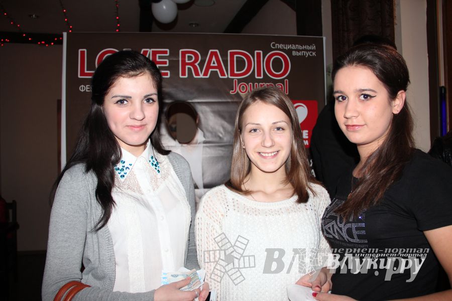 14 февраля в клубе «Хотэй» состоялось ежегодное шоу для влюбленных «Love Story»