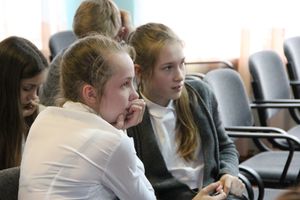 Школьники  отвечали на вопросы о великолукских спортсменах