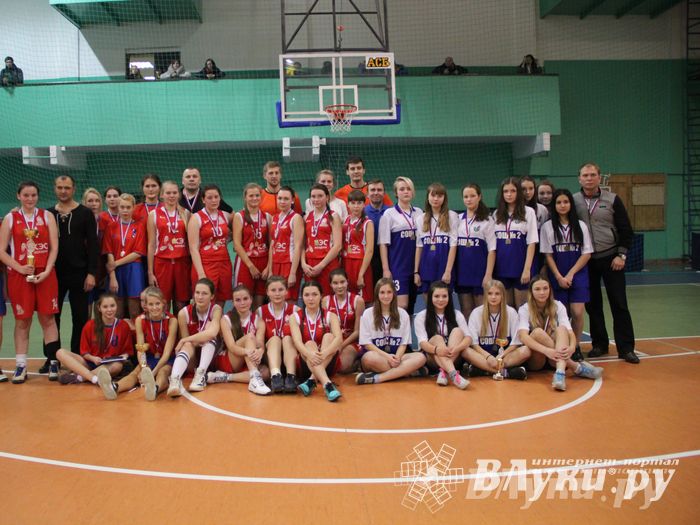 В Великих Луках прошли финальные игры муниципального этапа «КЭС-Баскет» (фото)