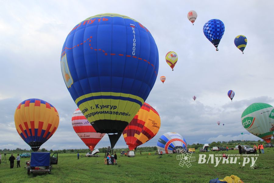 Спортивный полет над Великими Луками (ФОТО)