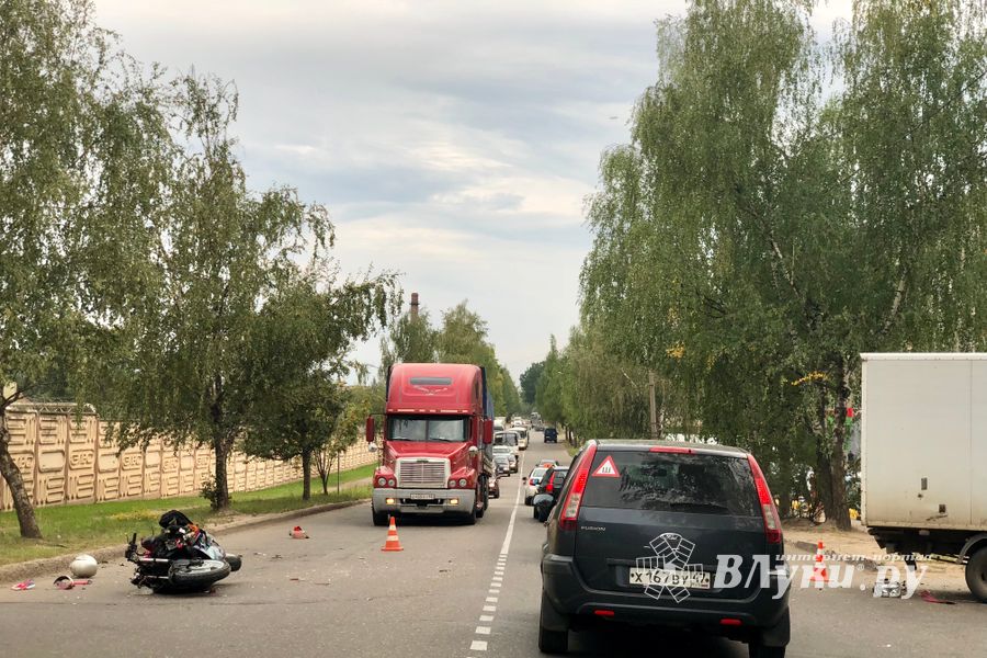 В Великих Луках произошло ДТП с участием мотоциклиста (ФОТО)
