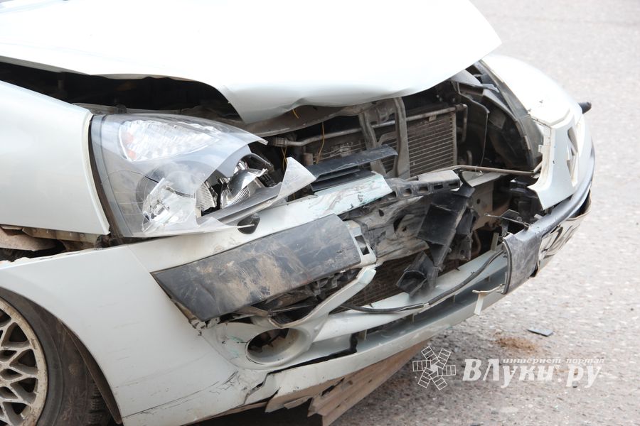 ДТП в Великих Луках (ФОТО)