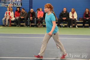 В Великих Луках прошло Первенство по большому теннису (фото)