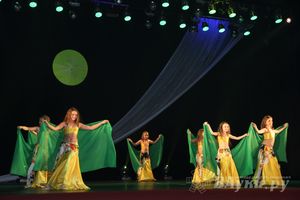 В ДК ЛК прошел музыкально-танцевальный спектакль «Босиком по млечному пути» (фото)