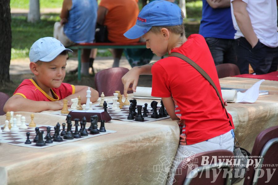 В Великих Луках отметили День физкультурника