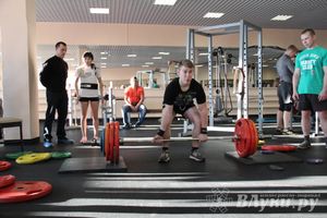 Соревнования по пауэрлифтингу прошли в Великих Луках (фото)