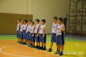 Великолукские баскетболисты стали победителями междугородних соревнований по баскетболу