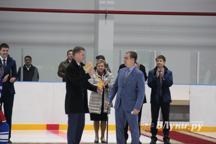 В Великих Луках открыли «Айсберг» (ФОТО)